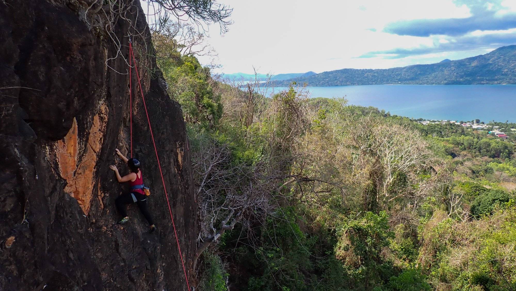 Mayotte Escalade – Grimpez, explorez et vivez l’aventure verticale