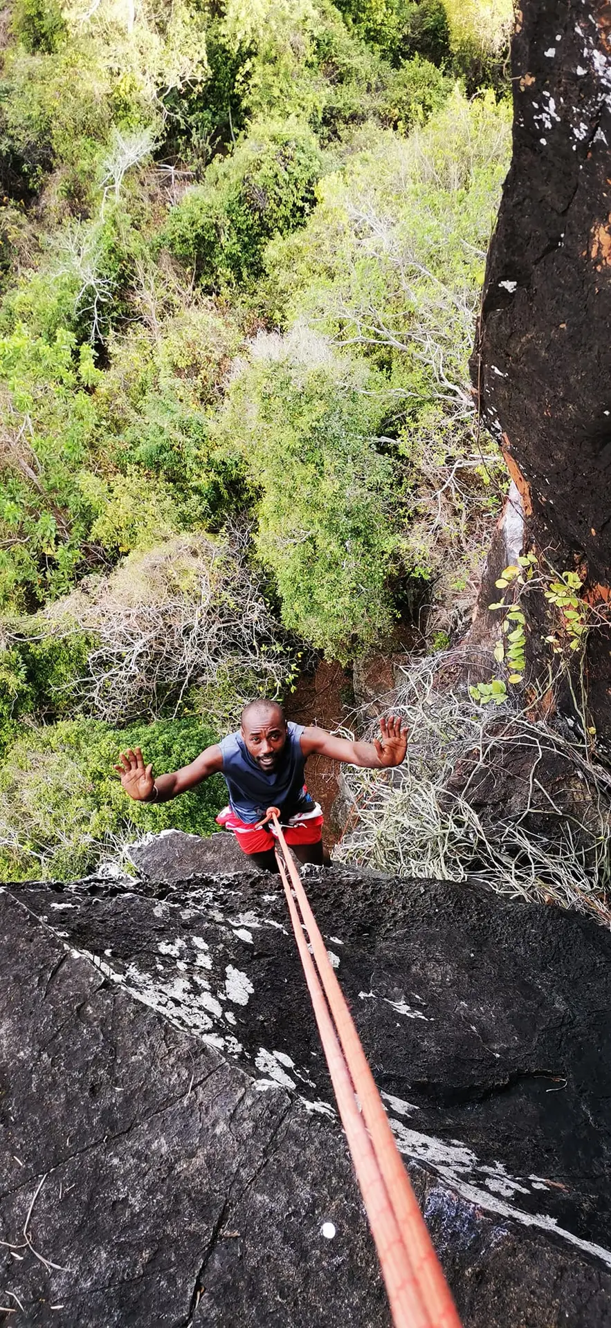 Mayotte Escalade – Grimpez, explorez et vivez l’aventure verticale