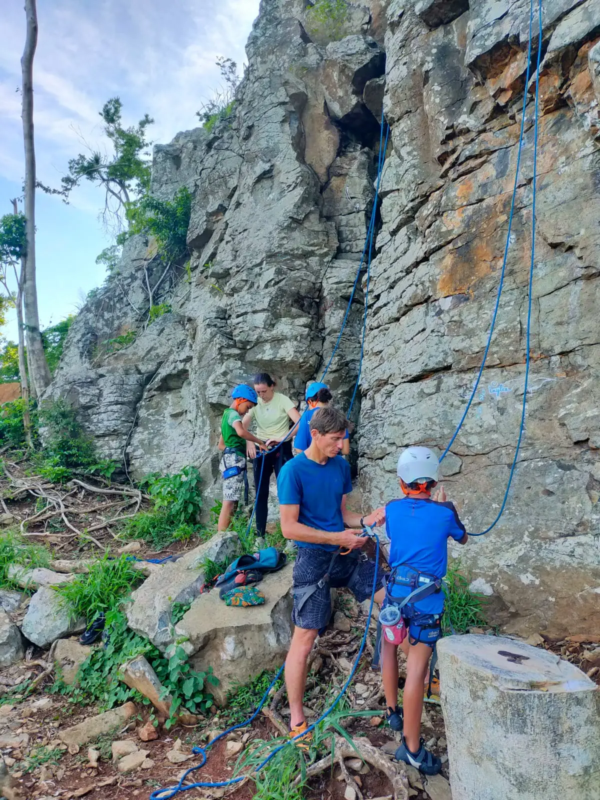 Mayotte Escalade – Grimpez, explorez et vivez l’aventure verticale