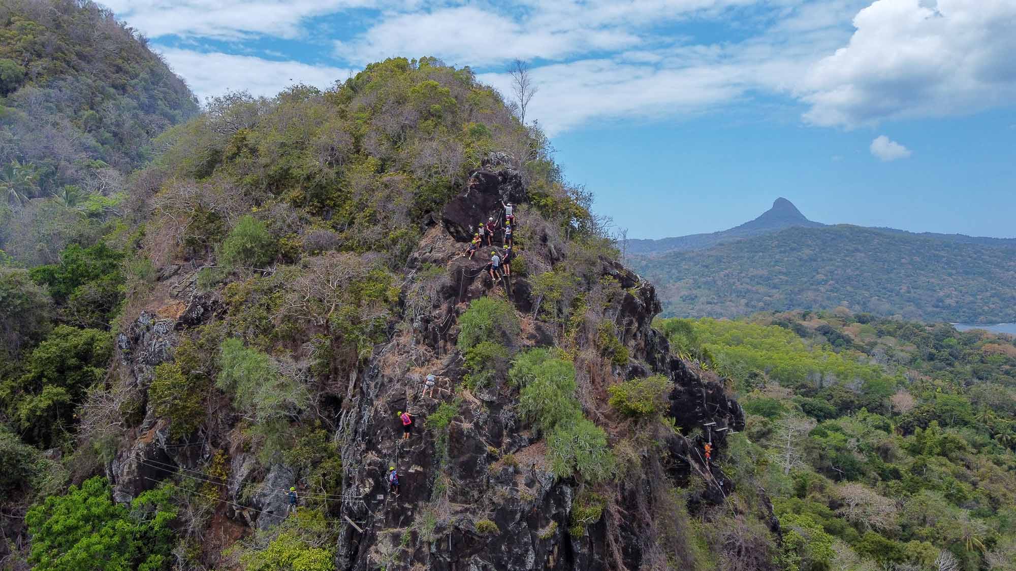 Mayotte Escalade – Grimpez, explorez et vivez l’aventure verticale