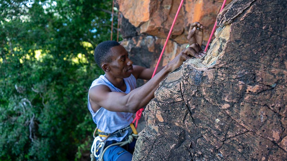 Mayotte Escalade – Grimpez, explorez et vivez l’aventure verticale