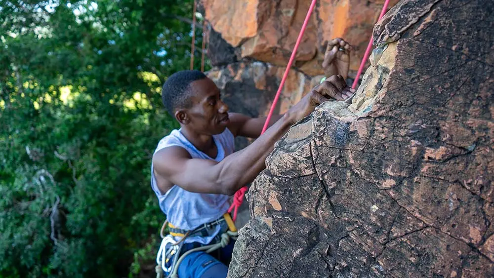 Mayotte Escalade – Grimpez, explorez et vivez l’aventure verticale