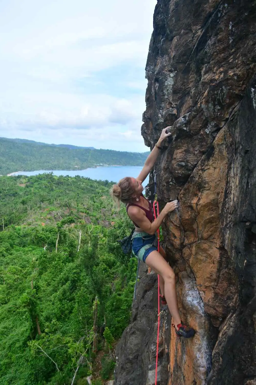 Mayotte Escalade – Grimpez, explorez et vivez l’aventure verticale