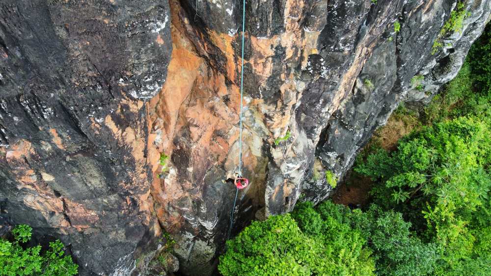 Mayotte Escalade – Grimpez, explorez et vivez l’aventure verticale