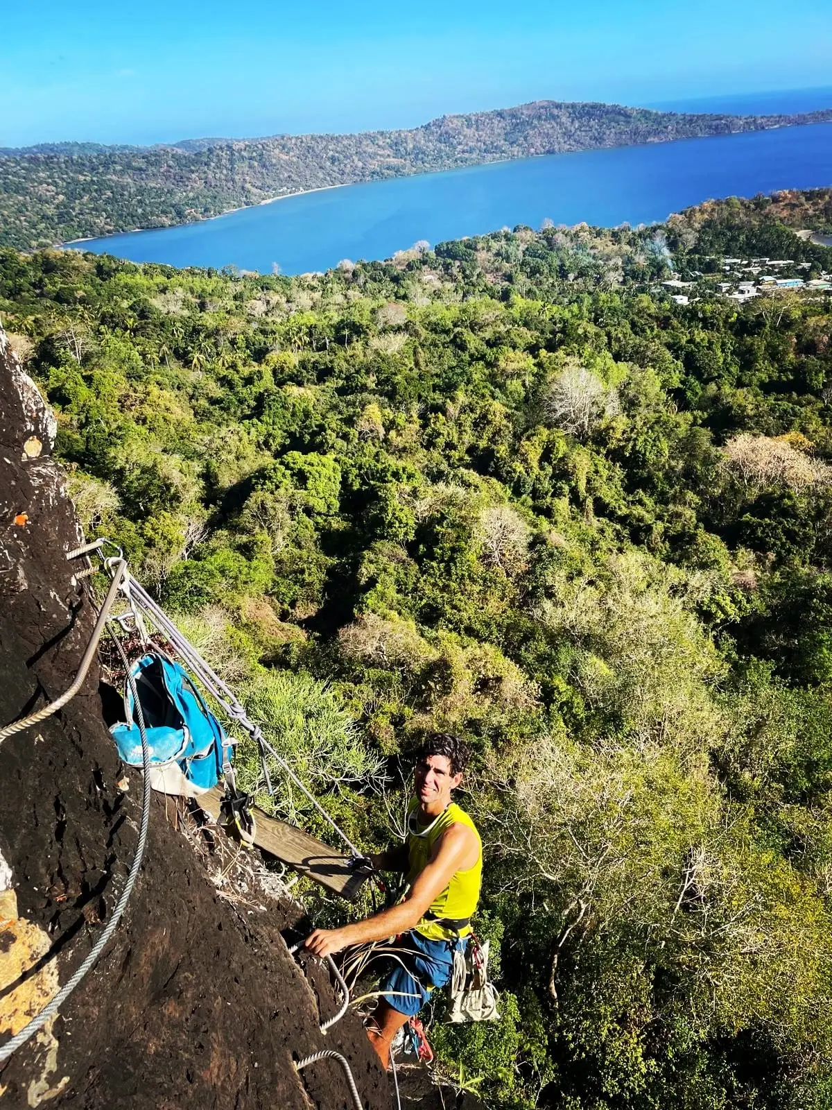 Mayotte Escalade – Grimpez, explorez et vivez l’aventure verticale